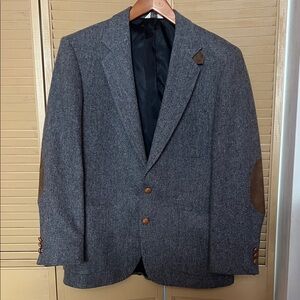 Classic Men's Blazer with Brown Suede Accents